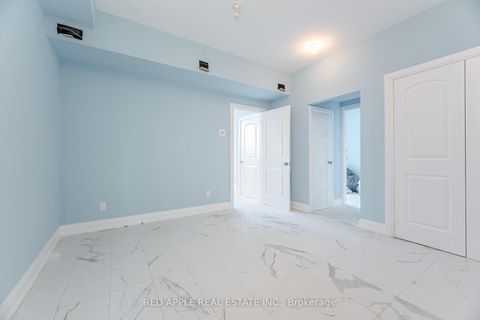 Photo 7 at 416 Oakwood Avenue, Oakwood Village, Toronto