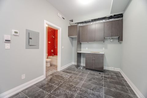 Photo 17 at 416 Oakwood Avenue, Oakwood Village, Toronto