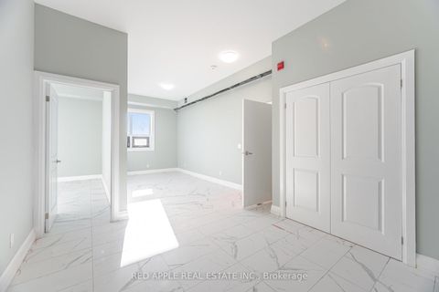 Photo 26 at 416 Oakwood Avenue, Oakwood Village, Toronto