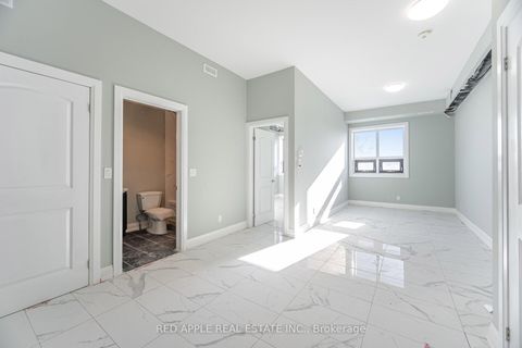 Photo 27 at 416 Oakwood Avenue, Oakwood Village, Toronto