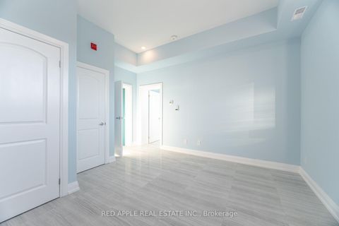 Photo 38 at 416 Oakwood Avenue, Oakwood Village, Toronto