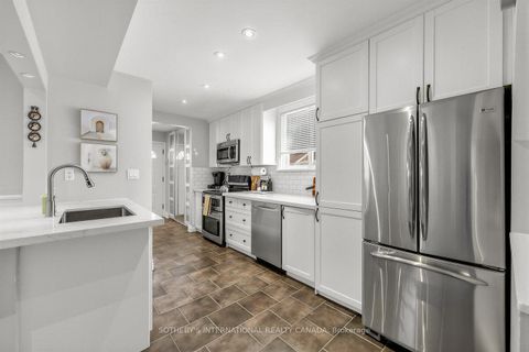 Photo 10 at 311 Westwood Avenue, East York, Toronto