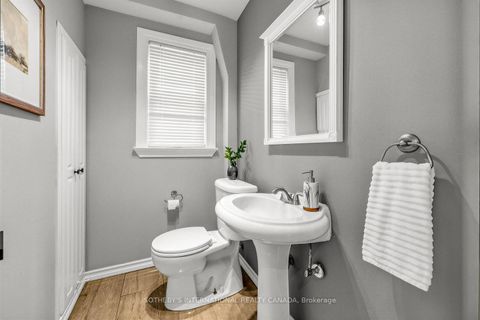 Photo 11 at 311 Westwood Avenue, East York, Toronto