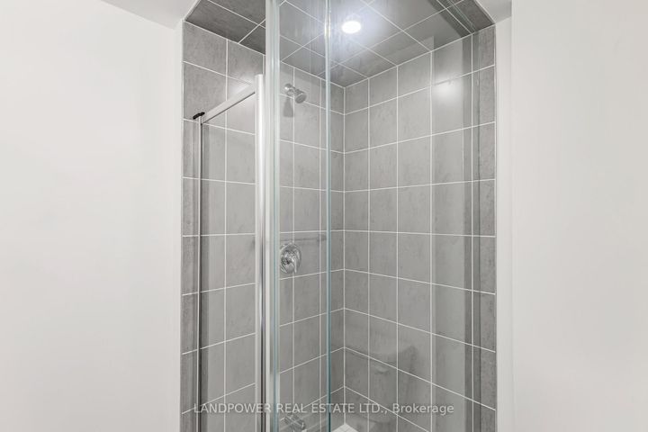 Photo 22 at 3305 - 60 Elizabeth Street S, Mill Pond, Richmond Hill