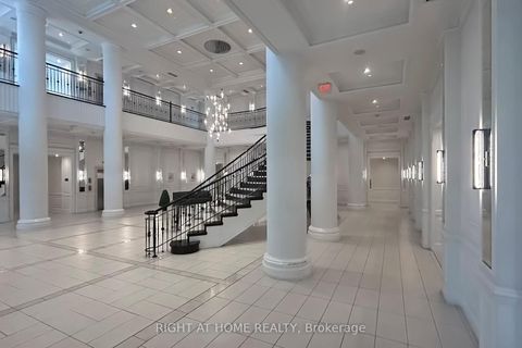 Photo 7 at 2021 - 25 Greenview Avenue, Newtonbrook West, Toronto