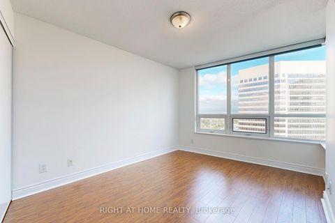 Photo 27 at 2021 - 25 Greenview Avenue, Newtonbrook West, Toronto