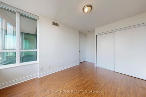 Photo 29 at 2021 - 25 Greenview Avenue, Newtonbrook West, Toronto