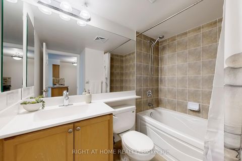 Photo 30 at 2021 - 25 Greenview Avenue, Newtonbrook West, Toronto