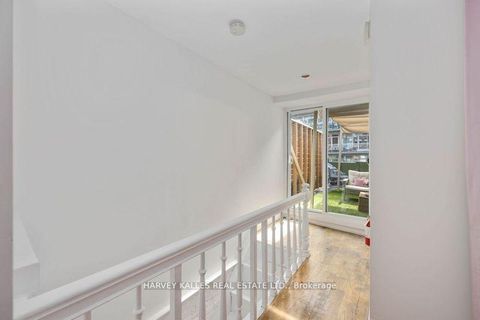 Photo 6 at 617 King Street W, Waterfront Communities C1, Toronto