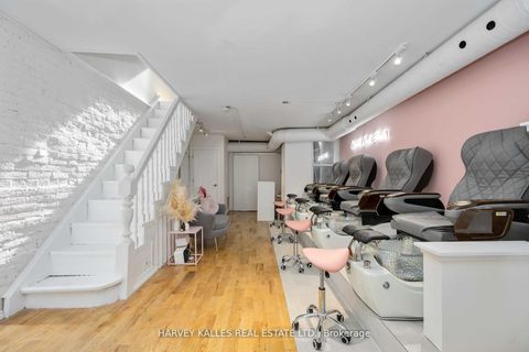 Photo 12 at 617 King Street W, Waterfront Communities C1, Toronto