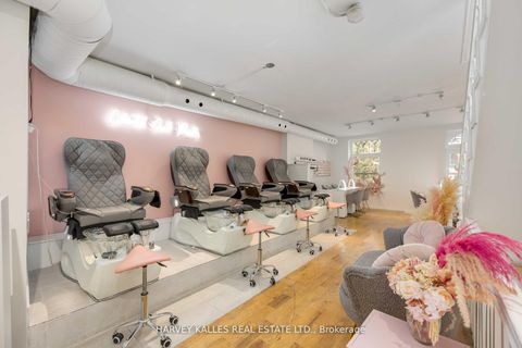 Photo 14 at 617 King Street W, Waterfront Communities C1, Toronto