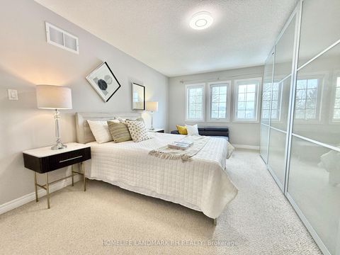 Photo 19 at 10 - 8909 Bathurst Street, South Richvale, Richmond Hill