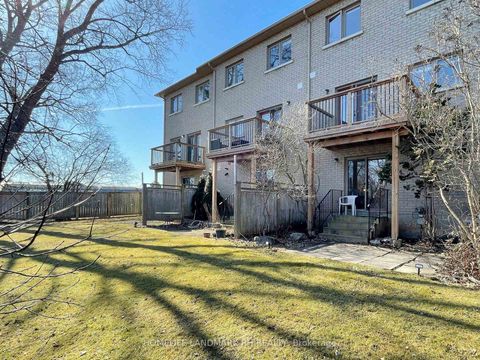 Photo 28 at 10 - 8909 Bathurst Street, South Richvale, Richmond Hill