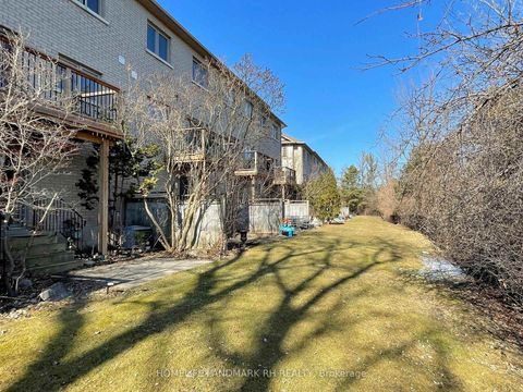 Photo 33 at 10 - 8909 Bathurst Street, South Richvale, Richmond Hill