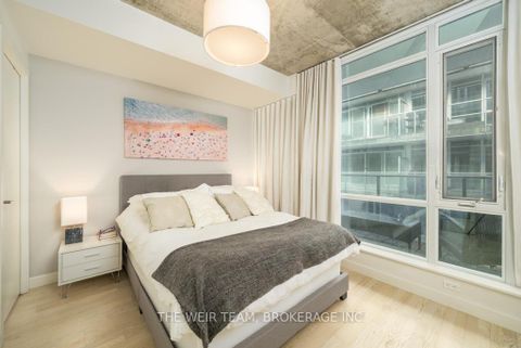 Photo 11 at 718 - 75 Portland Street, Waterfront Communities C1, Toronto