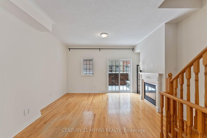 Photo 7 at 175B Finch Avenue E, Willowdale East, Toronto
