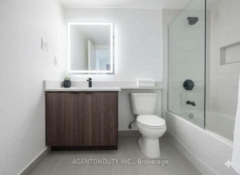 Photo 8 at 712 - 109 Front Street E, Waterfront Communities C8, Toronto