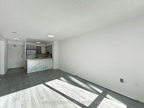 Photo 14 at 712 - 109 Front Street E, Waterfront Communities C8, Toronto