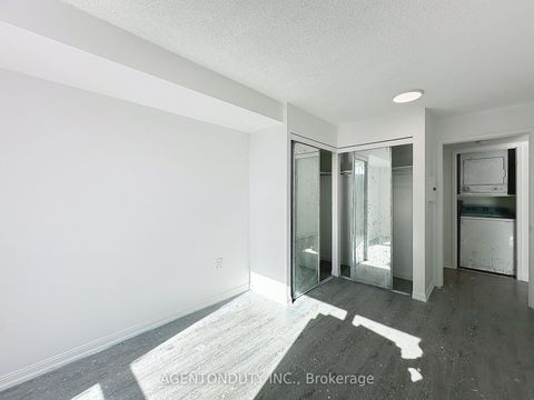 Photo 16 at 712 - 109 Front Street E, Waterfront Communities C8, Toronto