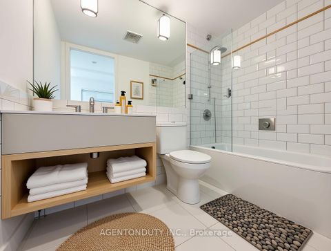 Photo 18 at 712 - 109 Front Street E, Waterfront Communities C8, Toronto