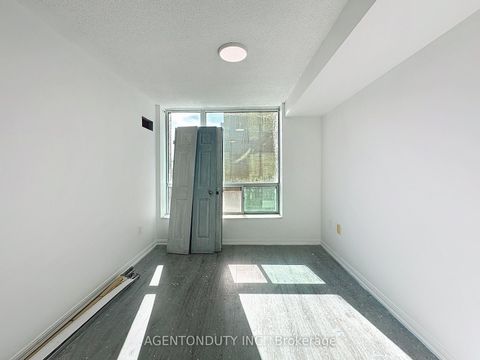 Photo 21 at 712 - 109 Front Street E, Waterfront Communities C8, Toronto