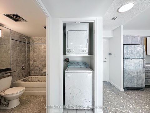 Photo 23 at 712 - 109 Front Street E, Waterfront Communities C8, Toronto