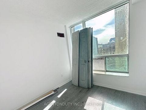 Photo 24 at 712 - 109 Front Street E, Waterfront Communities C8, Toronto