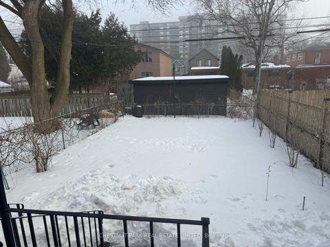 Photo 23 at 49 Woodville Avenue, Broadview North, Toronto