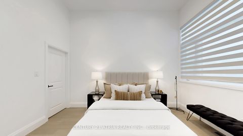 Photo 16 at 6 Park Street, Cliffside, Toronto