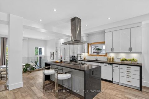 Photo 11 at 64 Larwood Boulevard, Cliffcrest, Toronto