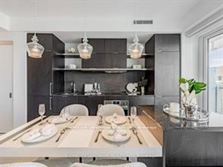 Photo 8 at 4211 - 197 Yonge Street, Yonge Corridor, Toronto