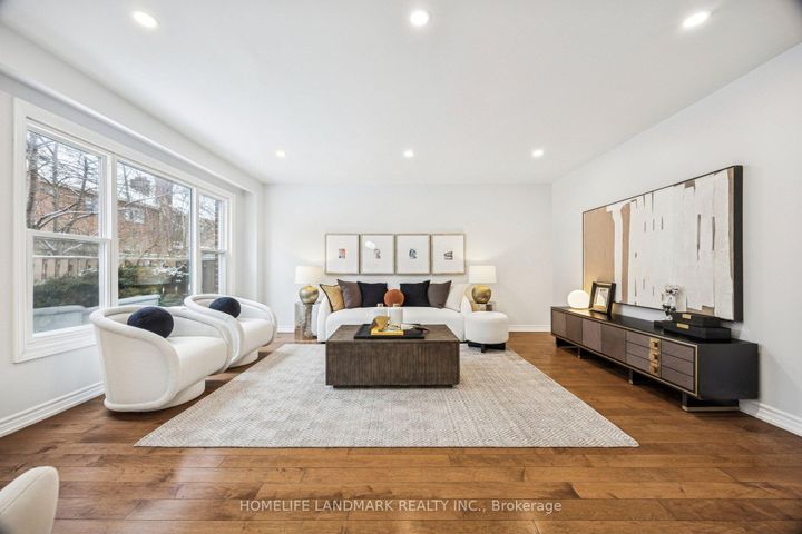 Photo 8 at 149 Glenmanor Way, Yorkhill, Vaughan