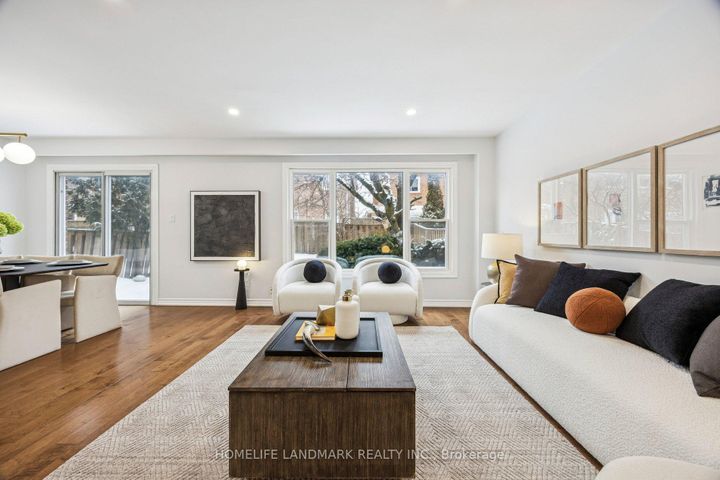 Photo 10 at 149 Glenmanor Way, Yorkhill, Vaughan