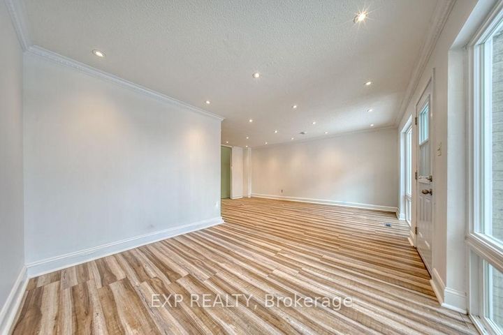 Photo 8 at 16 - 33 Four Winds Drive, York University Heights, Toronto