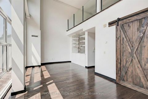 Photo 1 at Ph505 - 915 King Street W, Niagara, Toronto