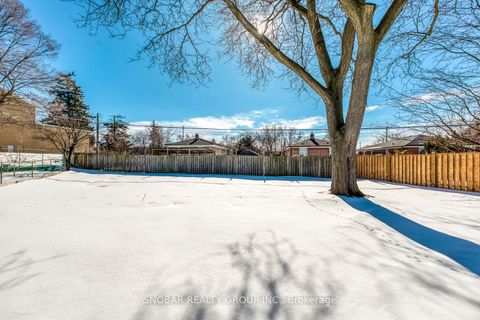 Photo 24 at 25 Allonsius Drive, Etobicoke West Mall, Toronto