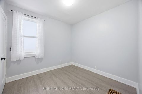 Photo 17 at 47 Ronald Avenue, Belgravia, Toronto