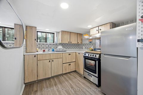 Photo 19 at 47 Ronald Avenue, Belgravia, Toronto