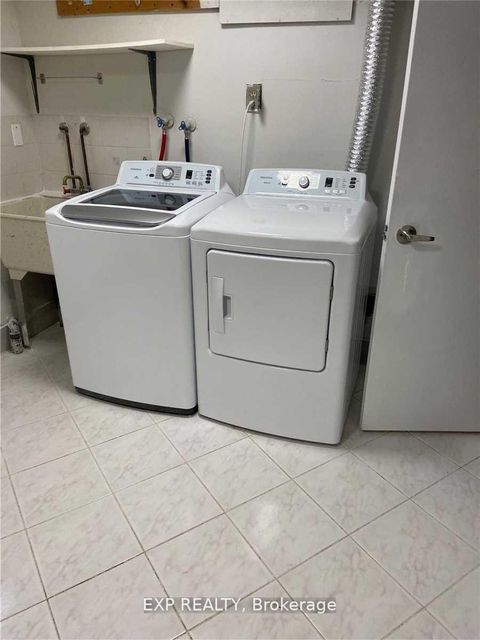 Photo 23 at 204 York Mills Road, Windfields, Toronto