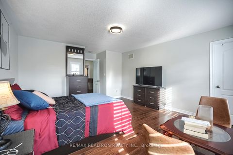 Photo 30 at 50 Henry Smith Avenue, Bowmanville, Clarington