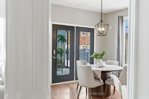 Photo 9 at 199 Samac Court, Samac, Oshawa