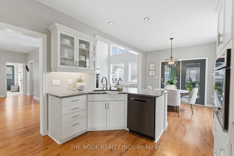 Photo 17 at 199 Samac Court, Samac, Oshawa