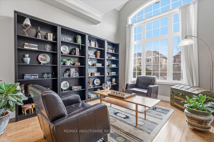 Photo 6 at 3260 Ribble Crescent, BC Bronte Creek, Oakville