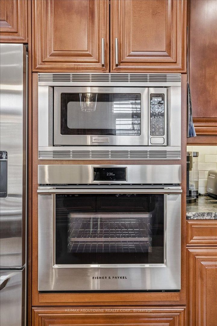 Photo 21 at 3260 Ribble Crescent, BC Bronte Creek, Oakville