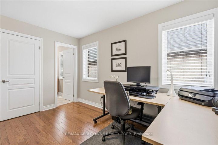 Photo 35 at 3260 Ribble Crescent, BC Bronte Creek, Oakville