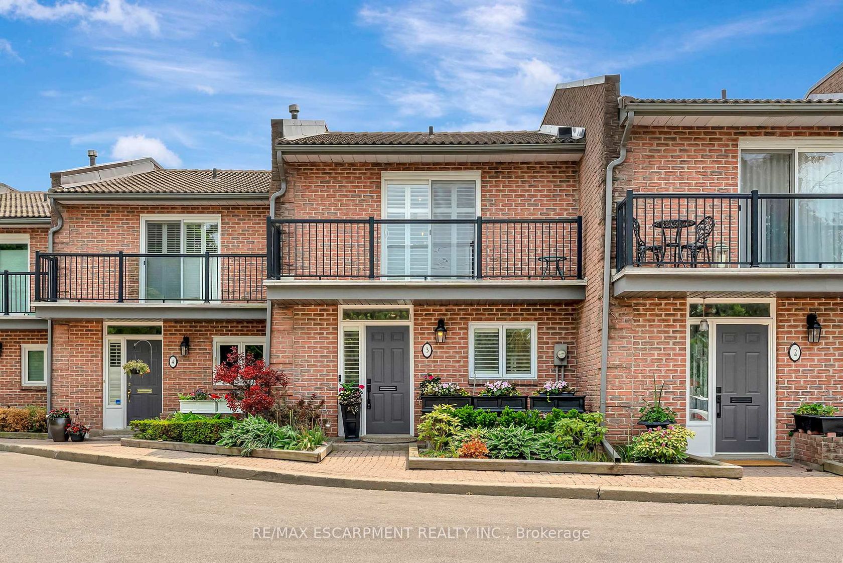 3 - 2136 Old Lakeshore Road, Brant, Burlington 