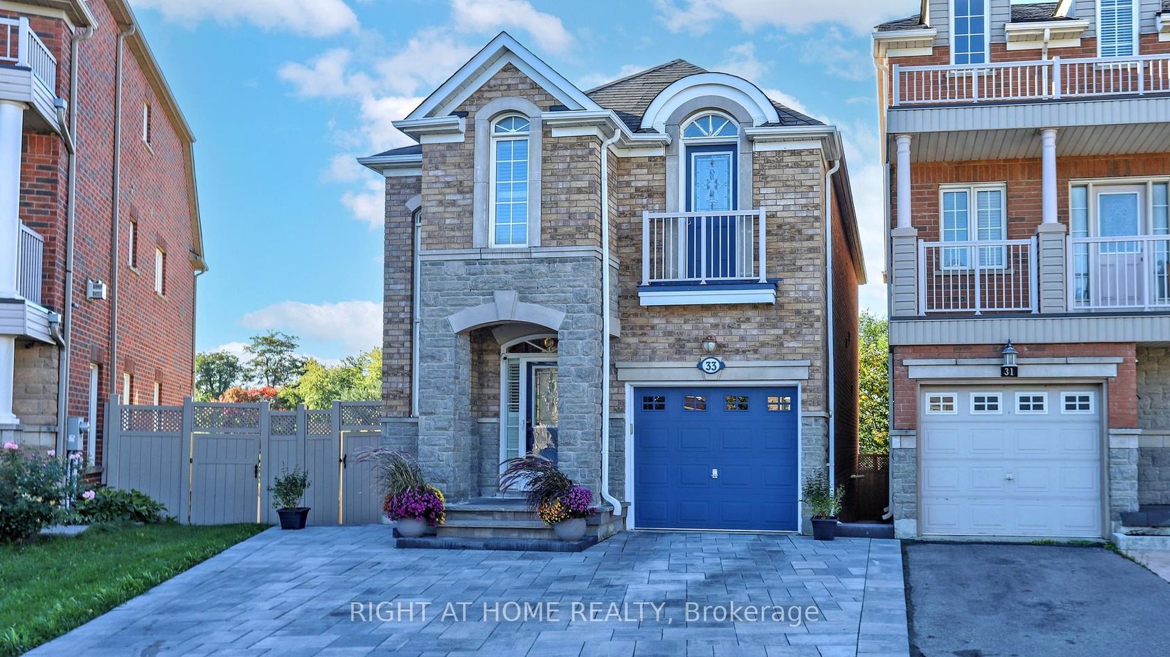 33 Fred Young Drive, CFB, Toronto 