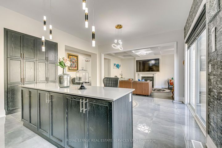 Photo 9 at 1367 Pelican Passage, JM Joshua Meadows, Oakville