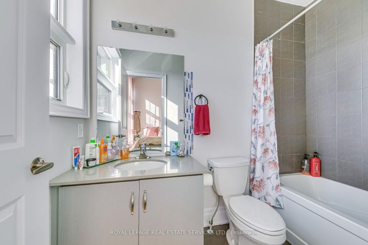 Photo 21 at 1367 Pelican Passage, JM Joshua Meadows, Oakville