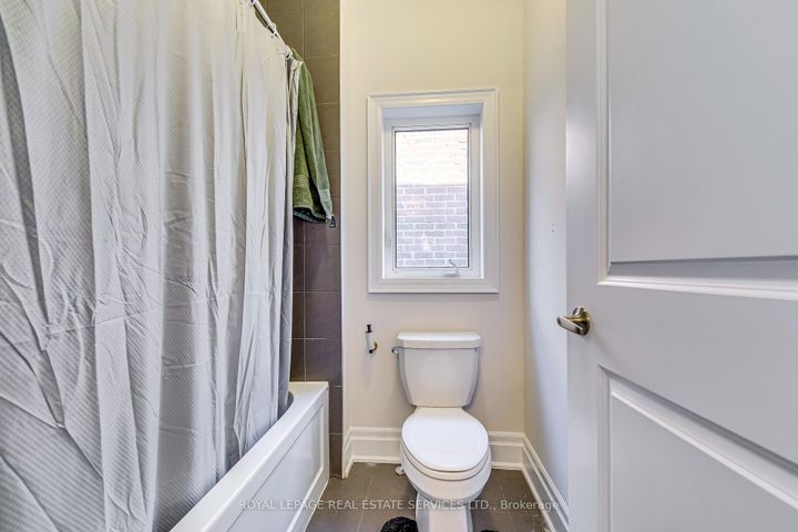 Photo 26 at 1367 Pelican Passage, JM Joshua Meadows, Oakville